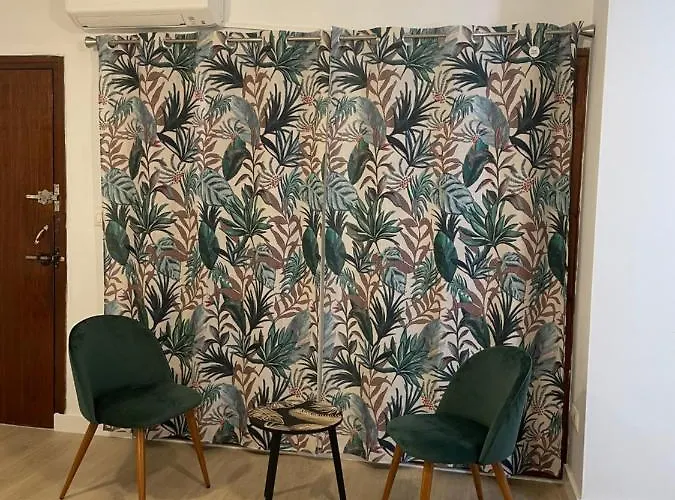 Luz De La Caleta كاديز